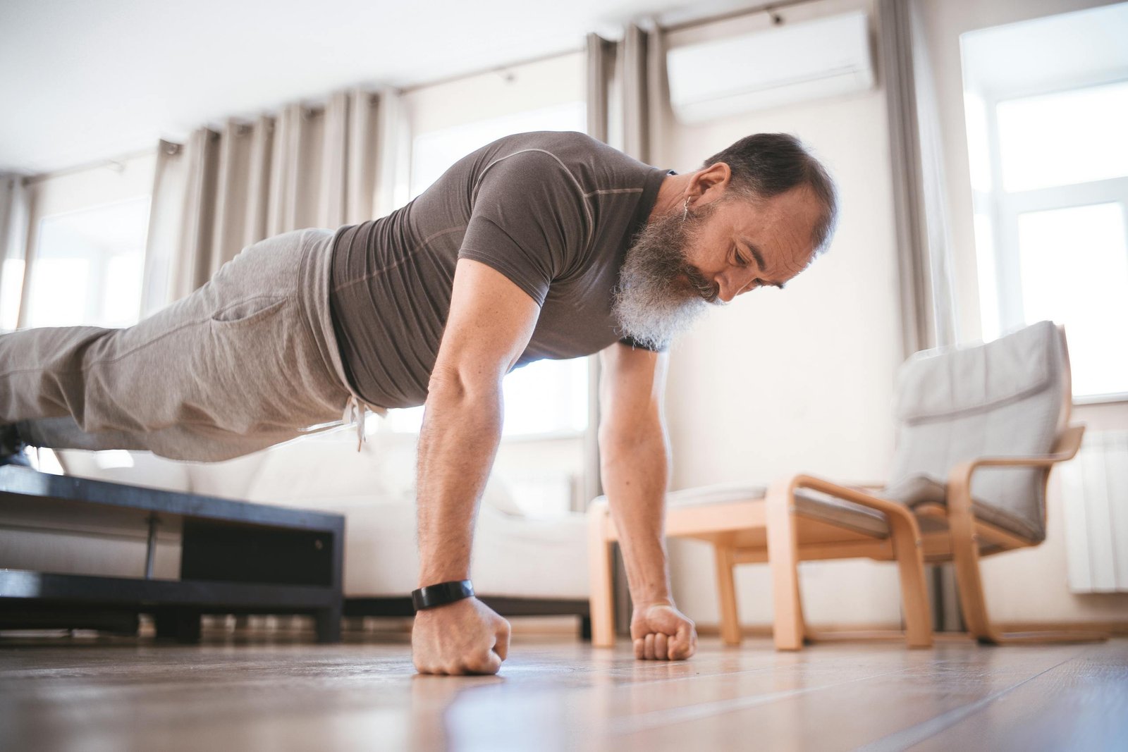 Men Who Can Do More Than 40 Push-Ups Are 96% Less Likely to Develop Heart Disease