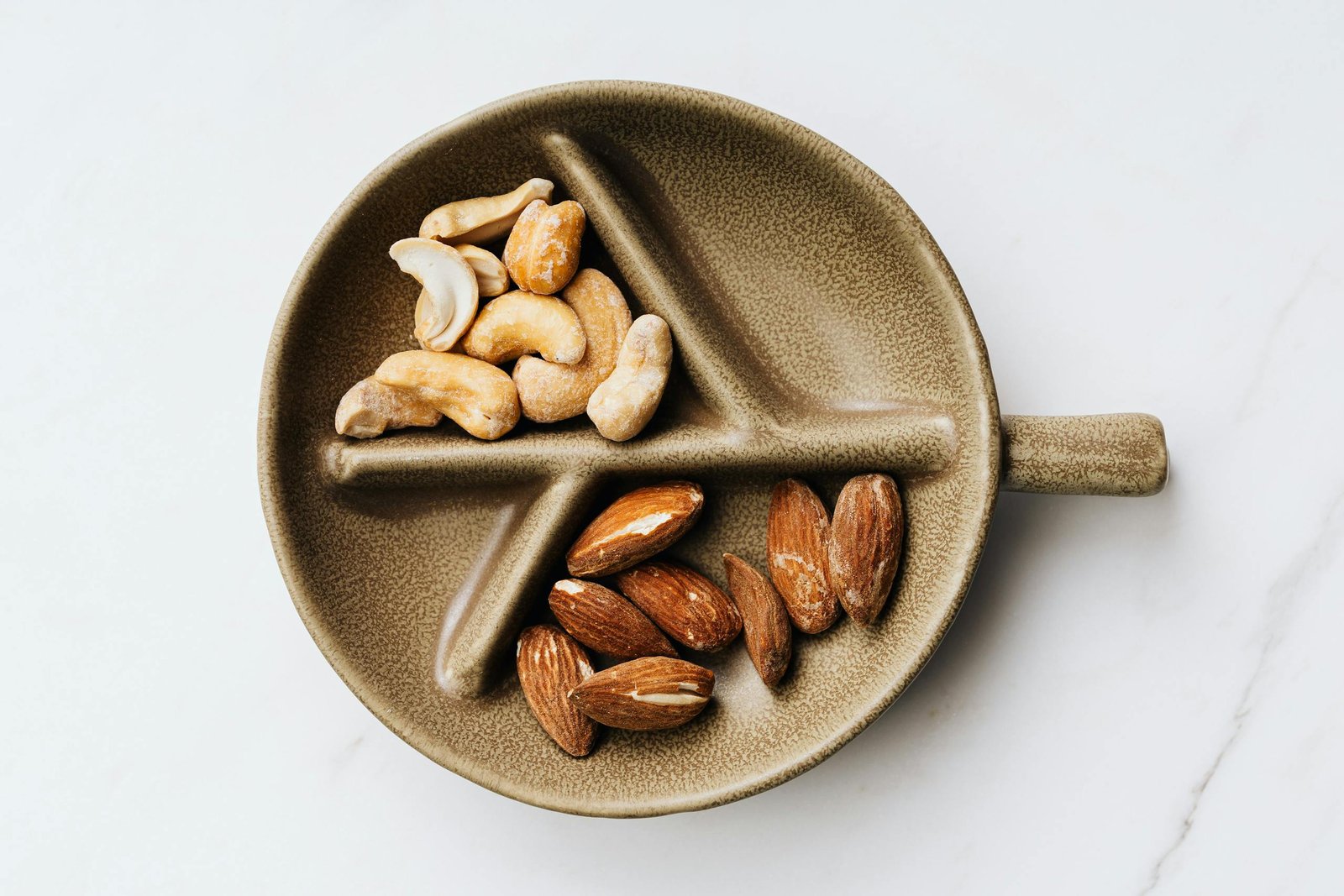 Consuming Mixed Nuts Improves Insulin Sensitivity in the Brain for Older Overweight and Obese Adults